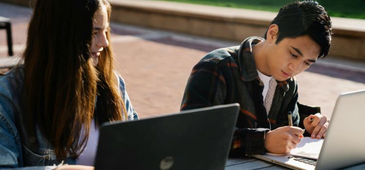 Best Laptops for Law Students